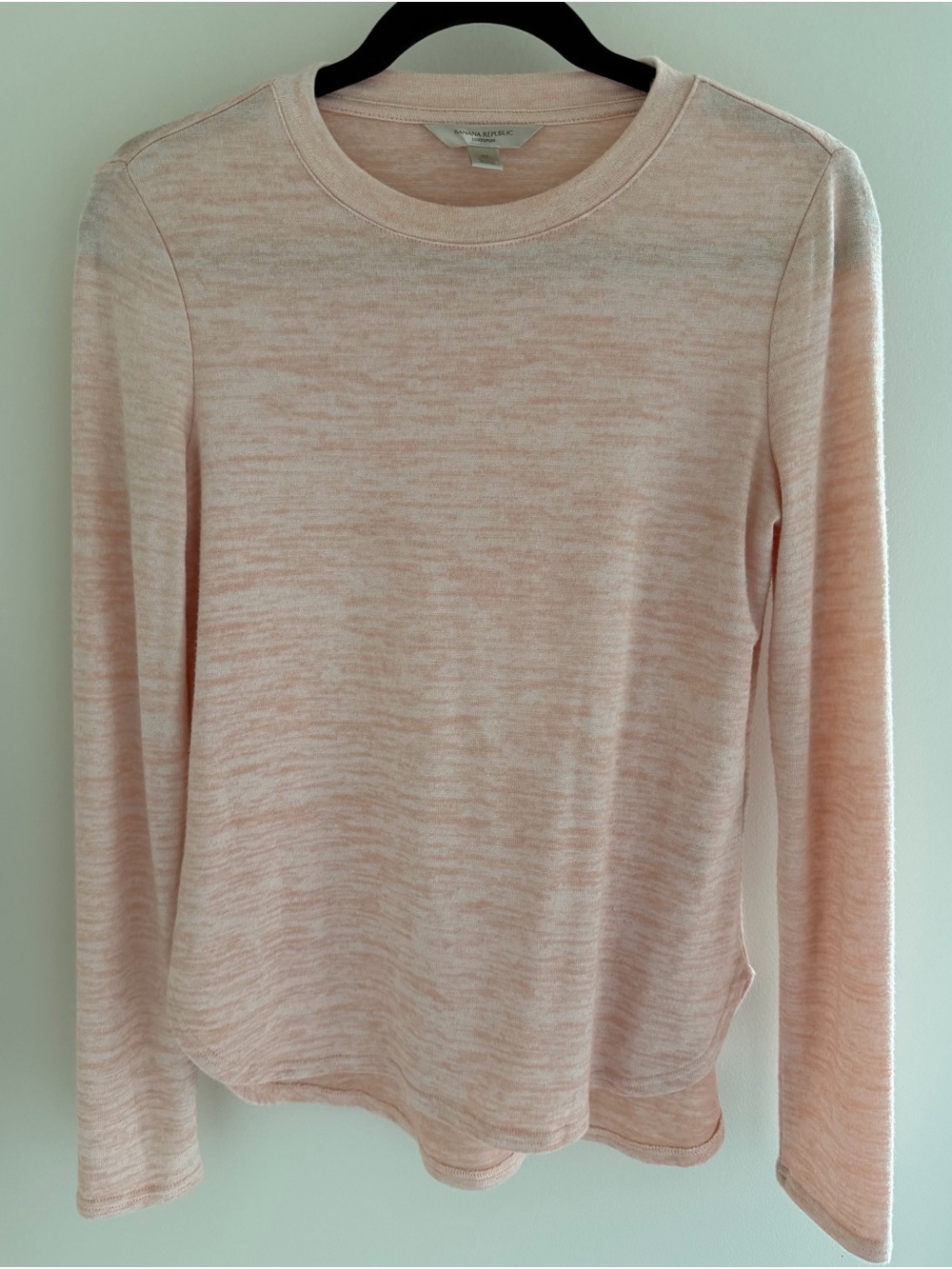 Banana Republic Peach Heathered Long Sleeve Crewneck